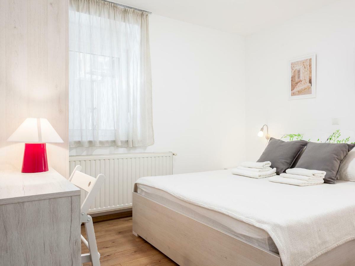 Oliva 4 Stars Daire Zagreb Dış mekan fotoğraf
